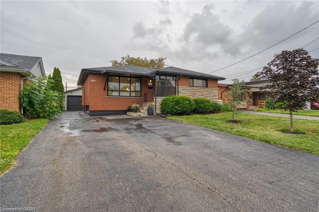 Single Family Residence for sale at 1141 Mohawk Road, Hamilton, ON, L8T 2S4 - Huntington - MLS: 40818212