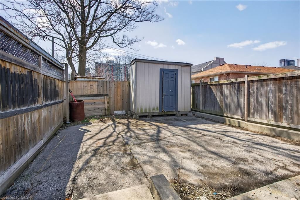 Single Family Residence for sale at 216 Robert Street, Hamilton, ON, L8L 2R1 - Beasley - MLS: 40818223