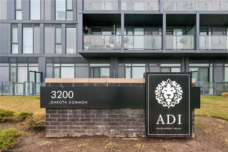 3200 Dakota Common #B818, Burlington, Ontario