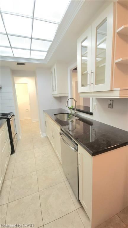 Condo/Apt Unit for lease at 205-120 Duke Street, Hamilton, ON, L8P 4T1 - Durand North - MLS: 40818296