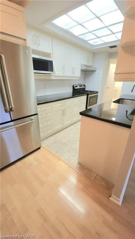 Condo/Apt Unit for lease at 205-120 Duke Street, Hamilton, ON, L8P 4T1 - Durand North - MLS: 40818296