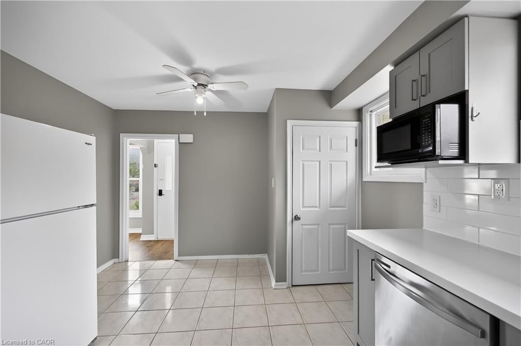 Single Family Residence for sale at 76 Terrace Drive, Hamilton, ON, L9A 2Y6 - Balfour - MLS: 40818376