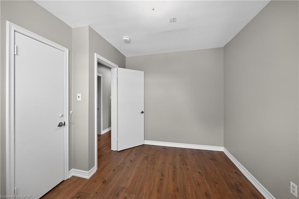 Single Family Residence for sale at 76 Terrace Drive, Hamilton, ON, L9A 2Y6 - Balfour - MLS: 40818376