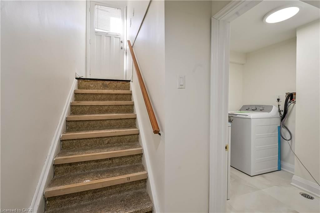 Single Family Residence for sale at 76 Terrace Drive, Hamilton, ON, L9A 2Y6 - Balfour - MLS: 40818376