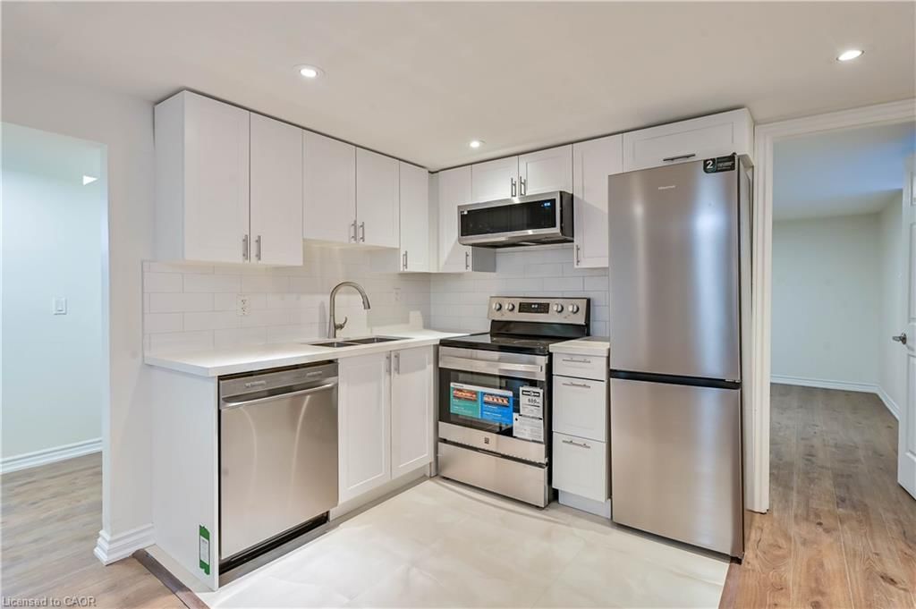 Single Family Residence for sale at 76 Terrace Drive, Hamilton, ON, L9A 2Y6 - Balfour - MLS: 40818376