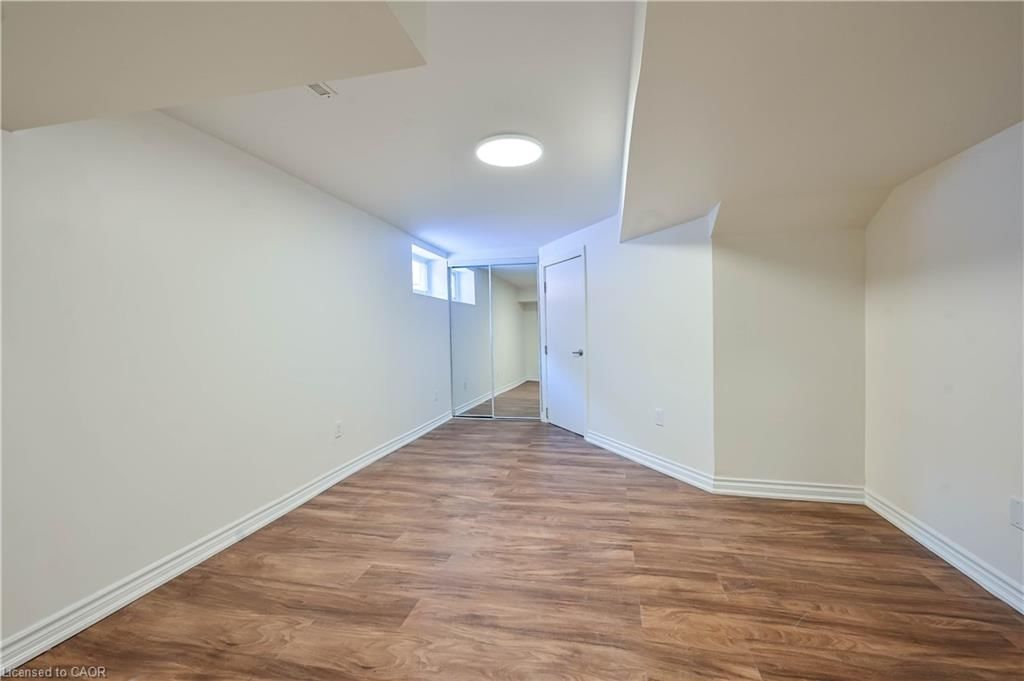 Single Family Residence for sale at 76 Terrace Drive, Hamilton, ON, L9A 2Y6 - Balfour - MLS: 40818376