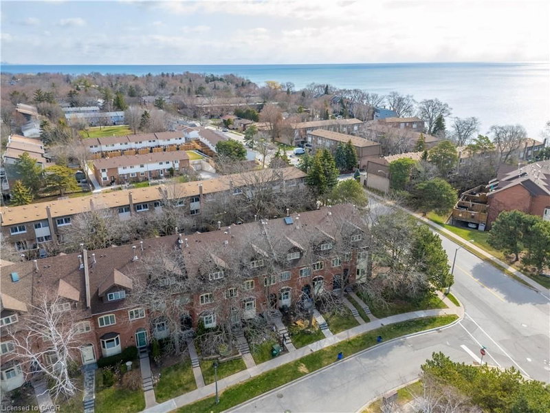 45 Tradewind Drive, Oakville, Ontario