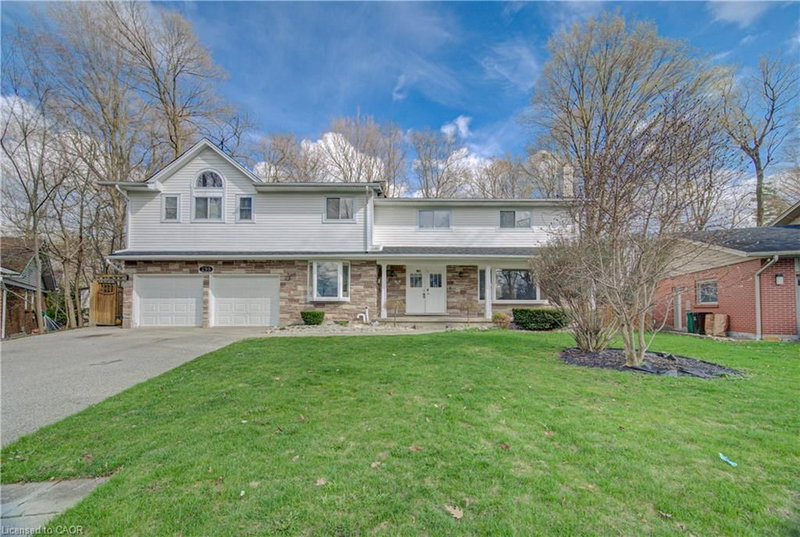 298 Ferndale Place, Waterloo, Ontario