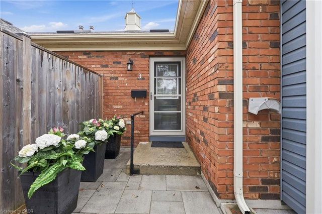 3 - 175 Fiddlers Green Road