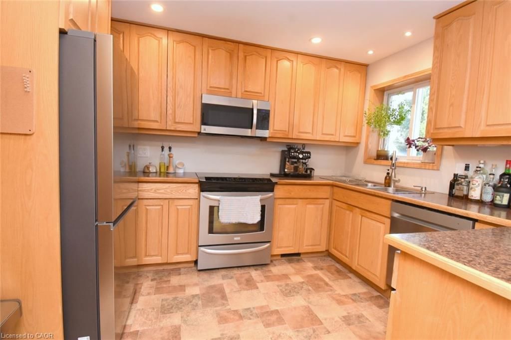 Single Family Residence for sale at 95 Huxley Avenue, Hamilton, ON, L8K 2P7 - Delta - MLS: 40818508