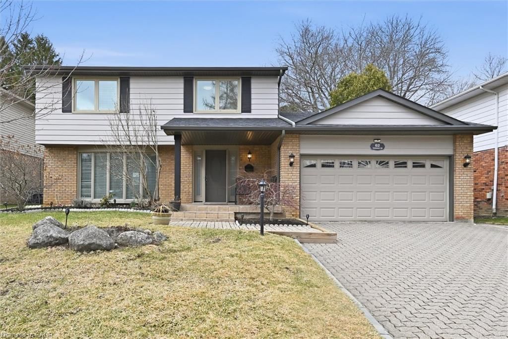 Single Family Residence for sale at 62 Terrace Drive, Dundas, ON, L9H 3X2 - Pleasant Valley - MLS: 40818537