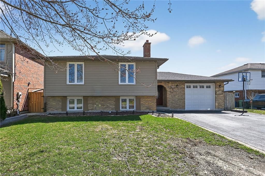 Single Family Residence for sale at 80 First Road, Stoney Creek, ON, L8J 2S9 - Leckie Park/Highland - MLS: 40818594