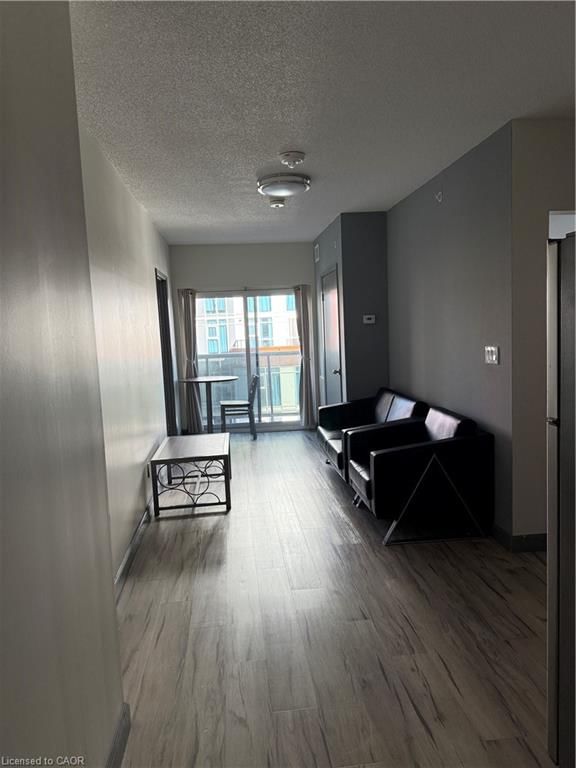 1818 - 258A Sunview Street