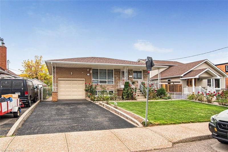 31 Adair Avenue, Hamilton, Ontario