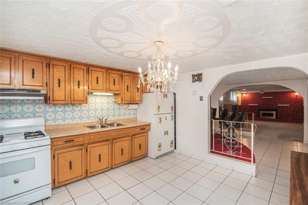 Single Family Residence for sale at 31 Adair Avenue, Hamilton, ON, L8H 6A5 - McQuesten - MLS: 40818630