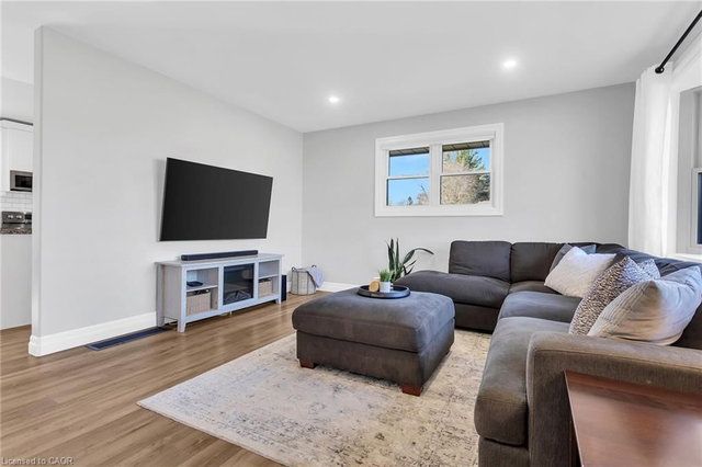 868 Grosvenor Street