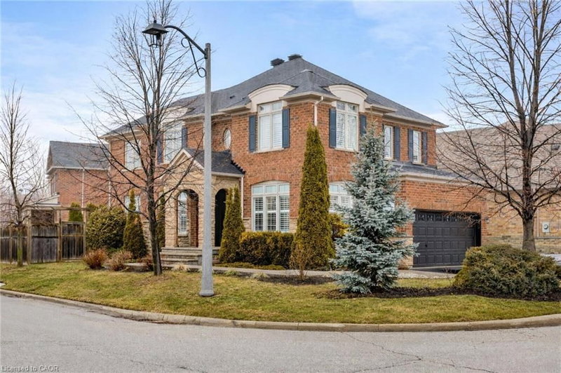 2213 Littondale Lane, Oakville, Ontario