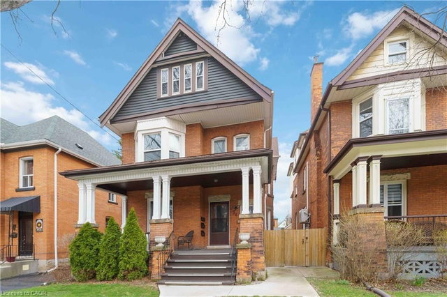 3 - 36 Stanley Avenue