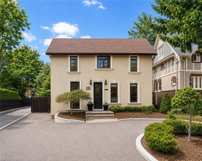 36 Mississauga Road N