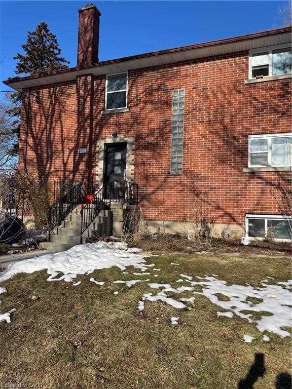 1 (Lower) - 180 Becker Street