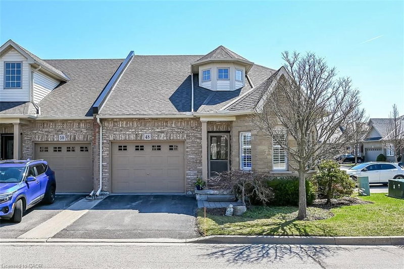 48 Hallmark Trail, Hamilton, Ontario
