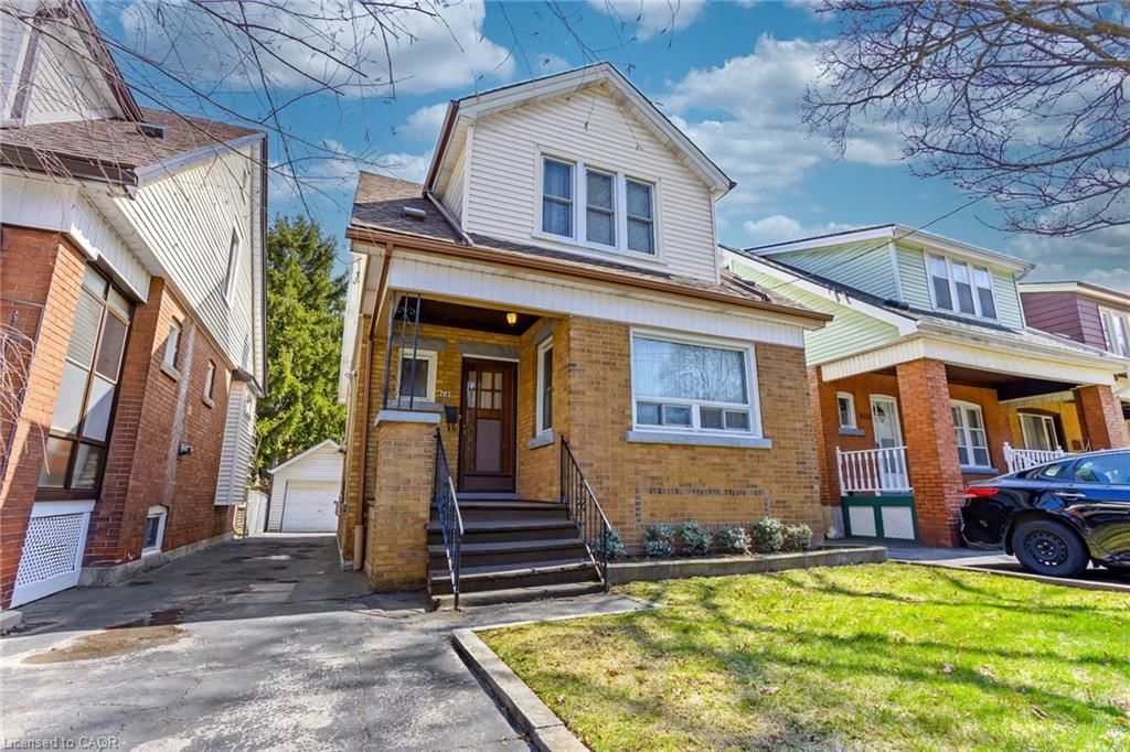 Single Family Residence sold at 203 Balmoral Avenue, Hamilton, ON, L8M 3K5 - Gage Park - MLS: 40818741