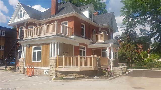 301 - 84 Main Street E