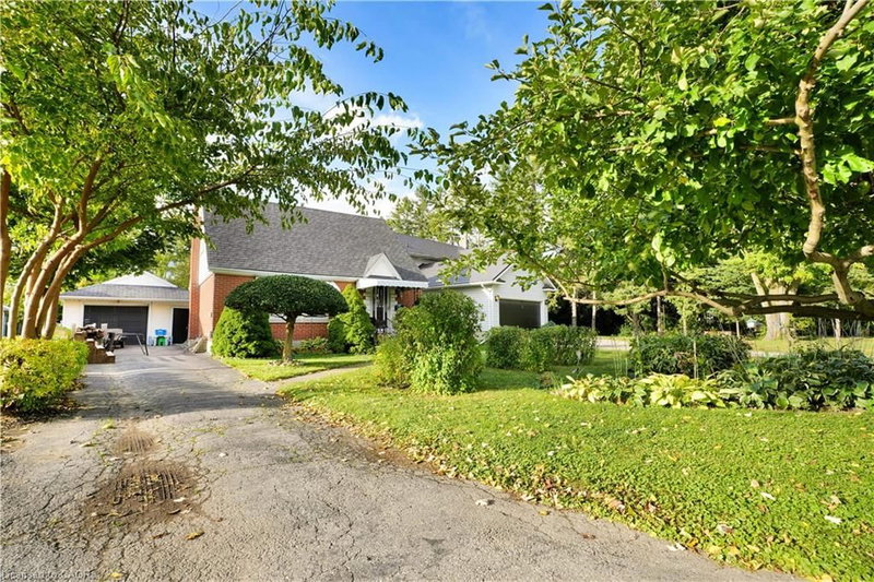 22 Graber Place