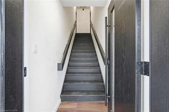 3 - 4876 Simcoe Street