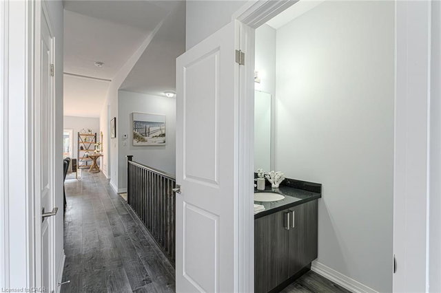 20 - 550 Grey Street