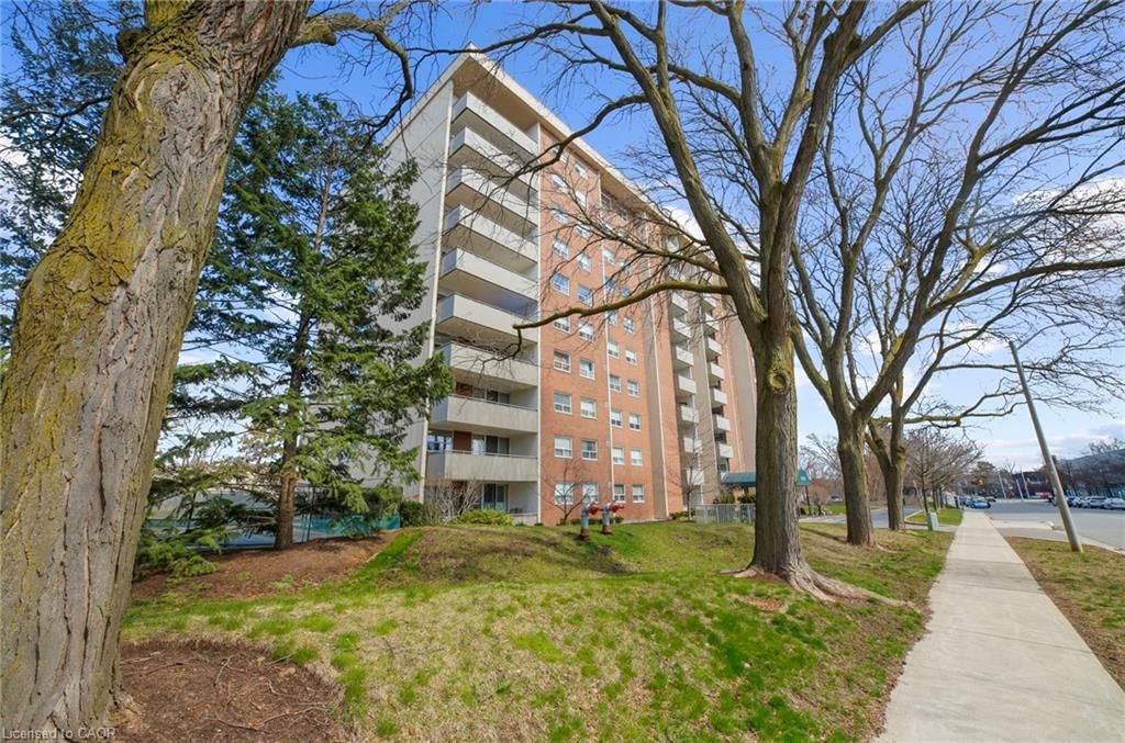 Condo/Apt Unit for sale at 403-1425 Ghent Avenue, Burlington, ON, L7S 1X5 - Brant Hills - MLS: 40818893