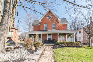 120 Caithness Street E