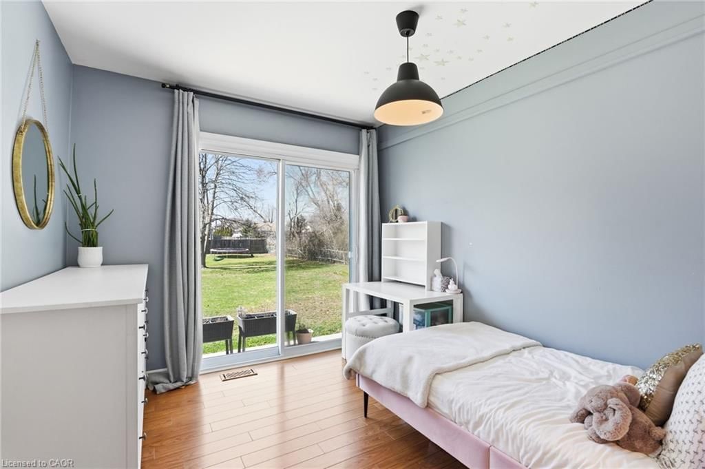 Single Family Residence for sale at 208 Seneca Avenue, Hamilton, ON, L9B 1M2 - Allison - MLS: 40818962