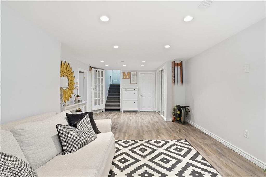 Single Family Residence for sale at 208 Seneca Avenue, Hamilton, ON, L9B 1M2 - Allison - MLS: 40818962