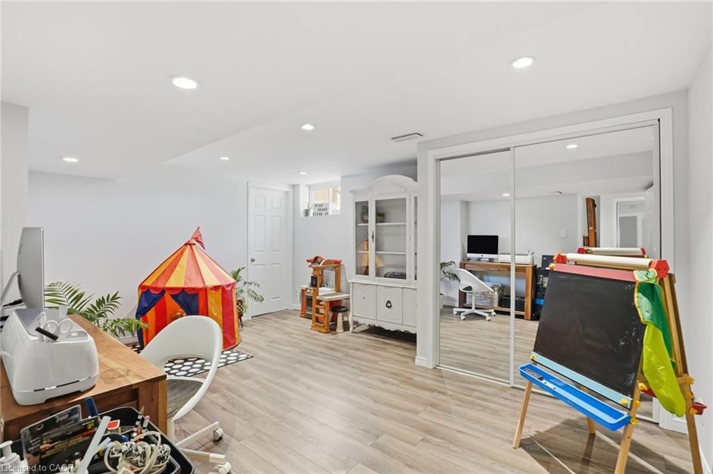 Single Family Residence for sale at 208 Seneca Avenue, Hamilton, ON, L9B 1M2 - Allison - MLS: 40818962