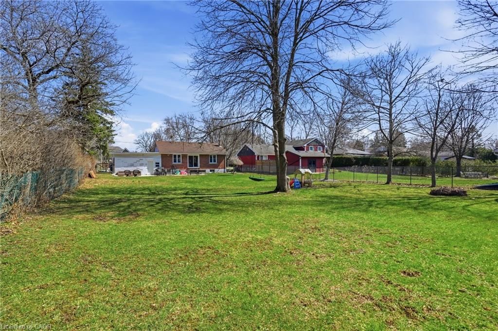 Single Family Residence for sale at 208 Seneca Avenue, Hamilton, ON, L9B 1M2 - Allison - MLS: 40818962