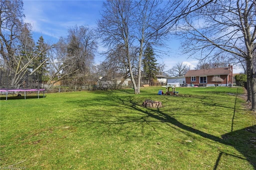 Single Family Residence for sale at 208 Seneca Avenue, Hamilton, ON, L9B 1M2 - Allison - MLS: 40818962