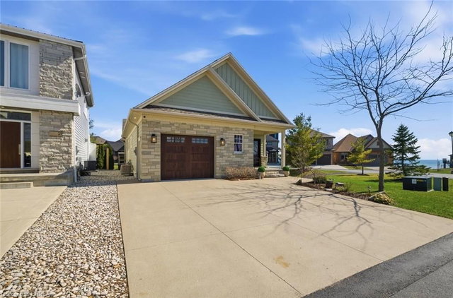 20 - 80 New Lakeshore Road