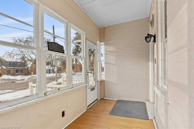 B - 127 Laurel Street