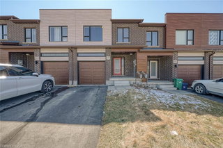 95 Queensbrook Crescent