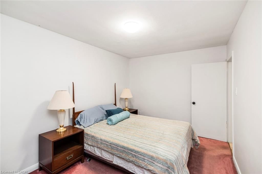 Single Family Residence for sale at 124 Broker Drive, Hamilton, ON, L8T 2B8 - Huntington - MLS: 40819085