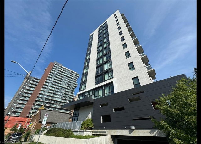 1503 - 158 King Street N