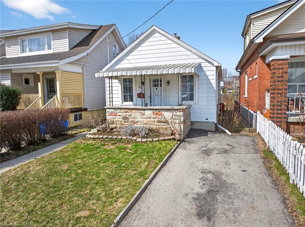 Single Family Residence for sale at 183 Paling Avenue, Hamilton, ON, L8H 5J6 - Homeside - MLS: 40819184