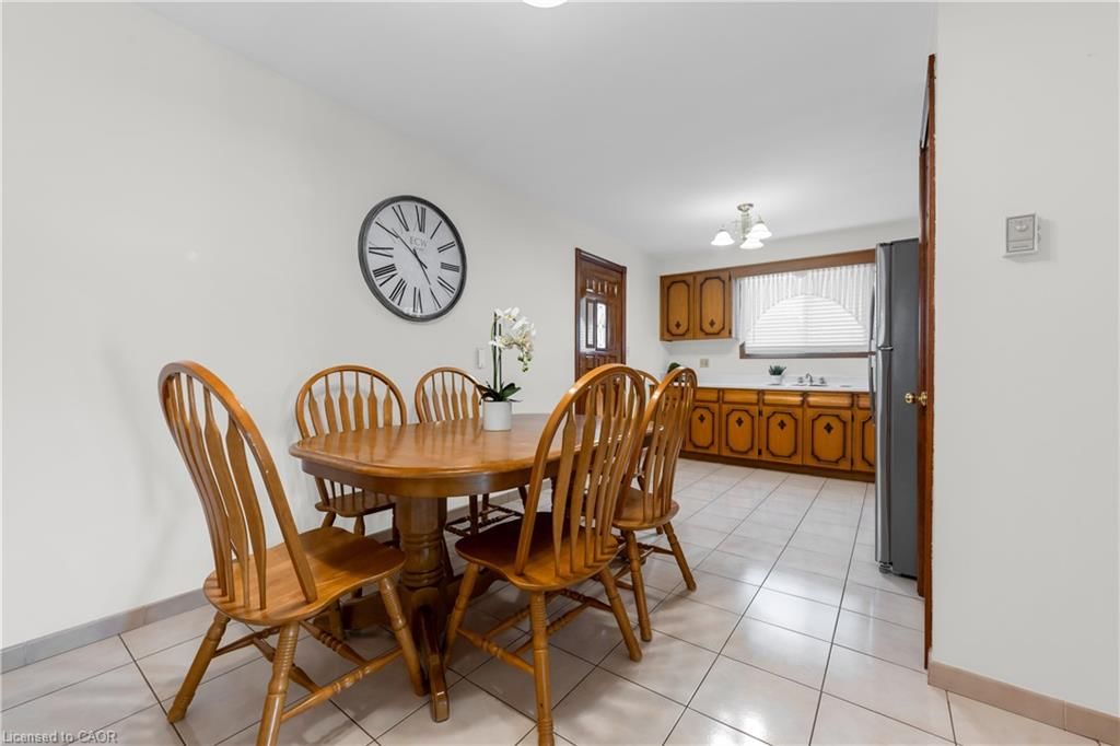 Single Family Residence for sale at 11 Forest Hill Crescent, Hamilton, ON, L8K 5V2 - Red Hill - MLS: 40819197