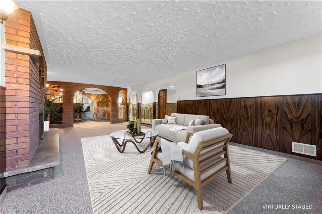 Single Family Residence for sale at 11 Forest Hill Crescent, Hamilton, ON, L8K 5V2 - Red Hill - MLS: 40819197