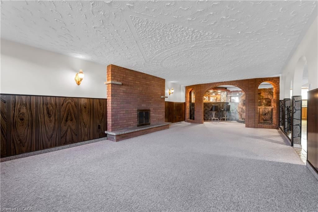 Single Family Residence for sale at 11 Forest Hill Crescent, Hamilton, ON, L8K 5V2 - Red Hill - MLS: 40819197