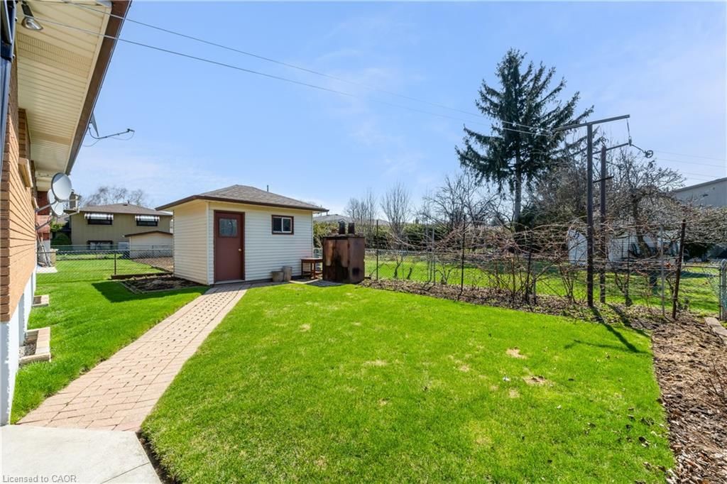 Single Family Residence for sale at 11 Forest Hill Crescent, Hamilton, ON, L8K 5V2 - Red Hill - MLS: 40819197