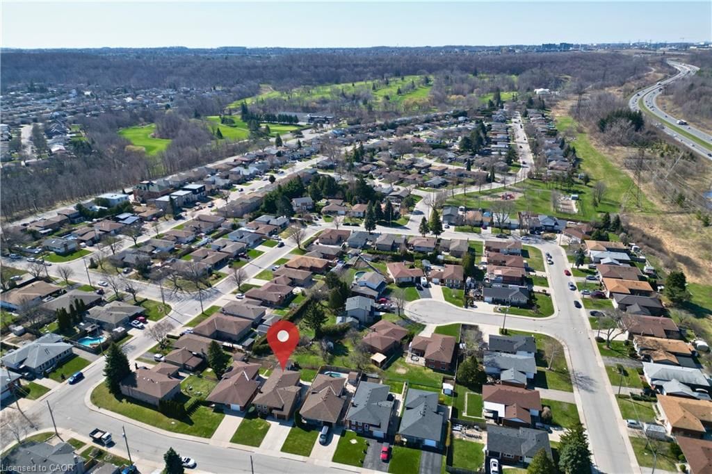 Single Family Residence for sale at 11 Forest Hill Crescent, Hamilton, ON, L8K 5V2 - Red Hill - MLS: 40819197