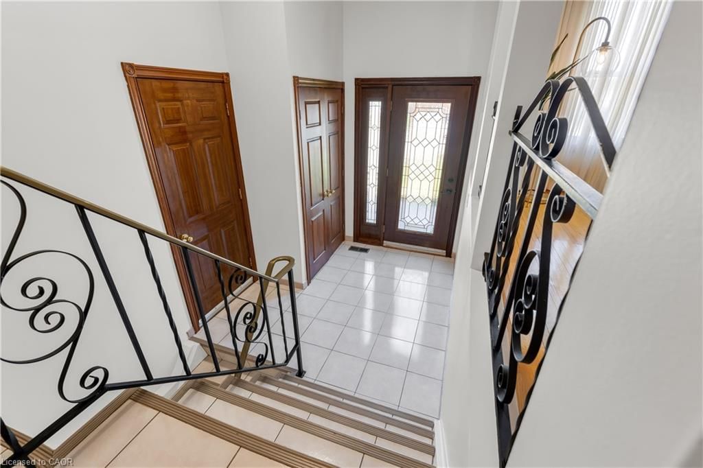 Single Family Residence for sale at 11 Forest Hill Crescent, Hamilton, ON, L8K 5V2 - Red Hill - MLS: 40819197