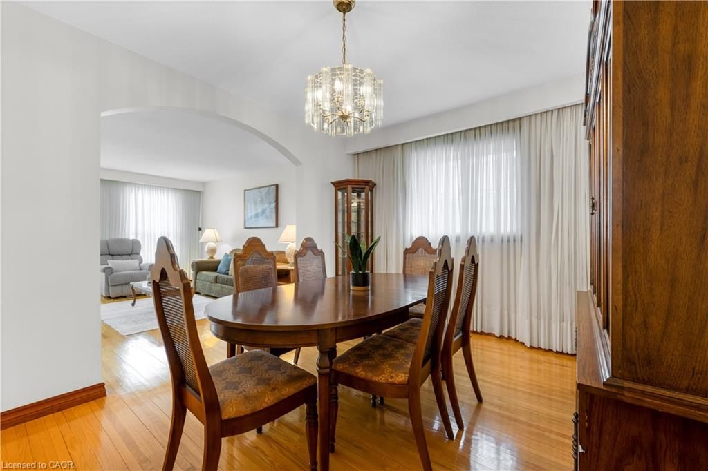 Single Family Residence for sale at 11 Forest Hill Crescent, Hamilton, ON, L8K 5V2 - Red Hill - MLS: 40819197